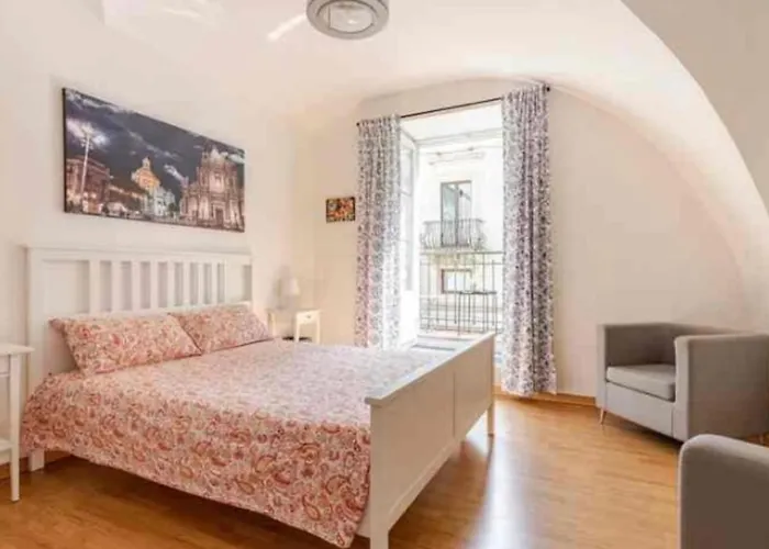 San Martino House Al Duomo Holiday home Catania